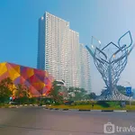 Modern And Spacious Studio Grand Kamala Lagoon Apartment By Travelio
