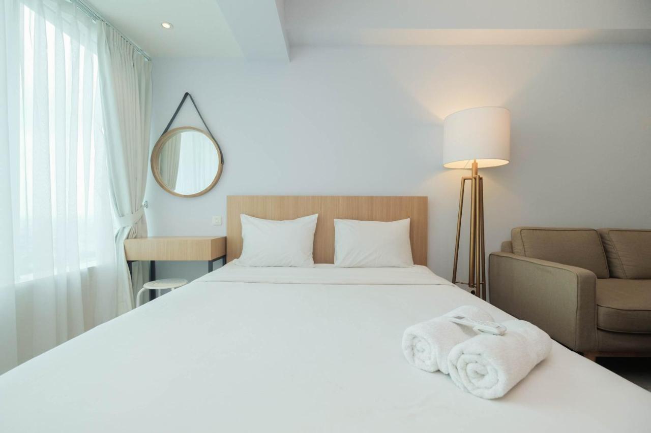 Modern And Spacious Grand Kamala Lagoon By Travelio * Bekasi